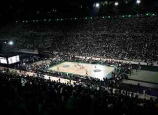 Record-Breaking Night in Athens: 42,000 Fans Make History news-24092024-054453