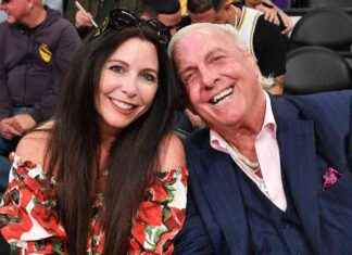 Ric Flair Thanks Wendy Barlow for Support During Health Crisis, Announces Split news-24092024-072007