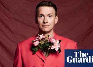 Joe Lycett: From Comedian to Artist – Embracing Playfulness in Painting news-24092024-120022