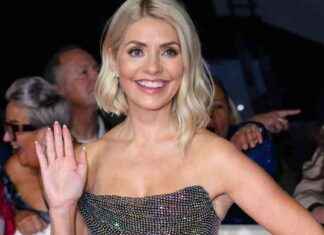 Holly Willoughby Leaves £3m Family Home to Move on From Kidnap Plot news-24092024-121852