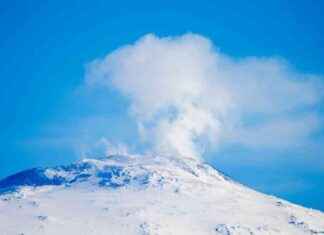 The Eruption of World’s Tallest Volcano Unveils Valuable Gold ‘Dust’ Worth $6,000 news-24092024-154658