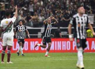 Fluminense Eliminated as Deyverson’s Brace Secures Victory for Atlético Mineiro news-26092024-034027
