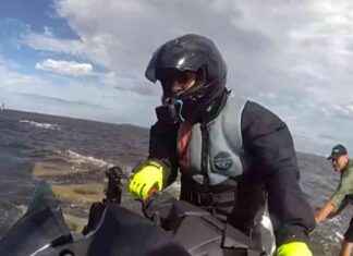 Rescue of Jet Skier Before Hurricane Helene Hits Hillsborough County news-27092024-015543