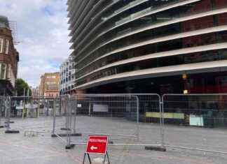 Curve Theatre’s ‘Prison’ Scaffolding to Remain for Another Year news-27092024-193732