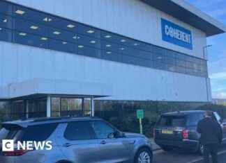 MoD Acquires Microchip Plant in County Durham for National Security news-27092024-202929