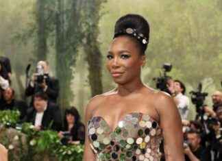 Venus Williams Excited for Women’s Sports Success: Watching with Popcorn news-15102024-034858