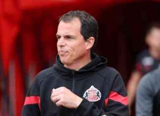 Sunderland Manager: Player Unlikely to Return Until Next Season After 2023 Injury news-21102024-024119