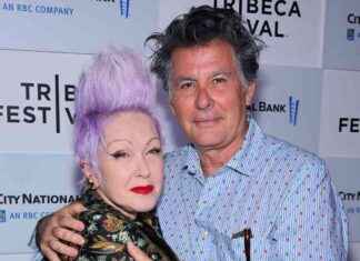 Cyndi Lauper Reveals Secrets to 33-Year Marriage with David Thornton news-24102024-163201