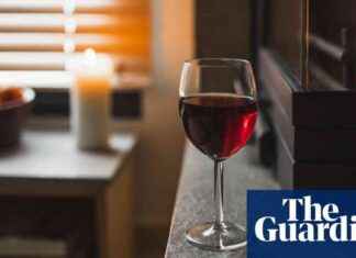 Brighten Your Nights with These Sunshine Wines news-26102024-005534