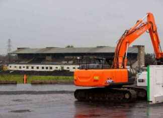 Securing Funding for Casement Park Redevelopment: UK Government Demands Clarity on Costs news-04112024-020434