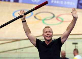 Early Prostate Testing Urged by Hoy After Terminal Cancer Diagnosis news-05112024-171404