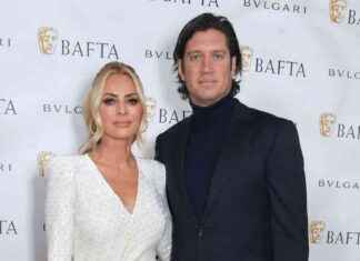 Vernon Kay Opens Up About Facing Tough Times and Lowest Moments news-16112024-040311