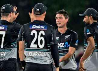 Foulkes and Wickramasinghe shine in NZ debut as they bat first in third ODI news-19112024-171223