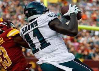 Thursday Night Football: Eagles vs Commanders Game Channel and NFL Schedule news-21112024-211944