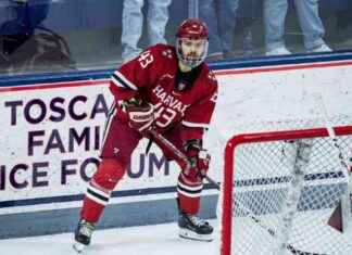 From Rangers Fan to Harvard Grad: Jimenez’s Inspiring Journey | NHL.com news-28112024-154253