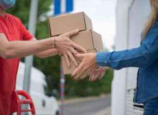 Top 5 Towns Facing Black Friday Delivery Delays: Warrington Included news-29112024-120936