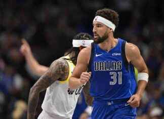 NBA Trade Rumors: Mavericks Targeting 76ers’ $212M Star in Exchange for Klay Thompson nba-trade-rumors-mavericks-targeting-76ers-212m-star-in-exchange-for-klay-thompson
