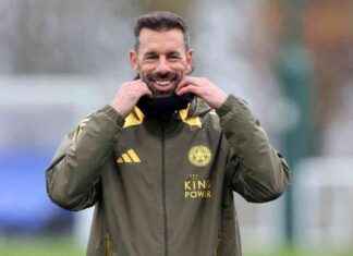 Ruud van Nistelrooy Provides Fitness Updates on Caleb Okoli and Harry Winks ruud-van-nistelrooy-provides-fitness-updates-on-caleb-okoli-and-harry-winks