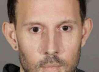 Southern California High School Teacher Charged with Sexual Assault of Underage Students southern-california-high-school-teacher-charged-with-sexual-assault-of-underage-students
