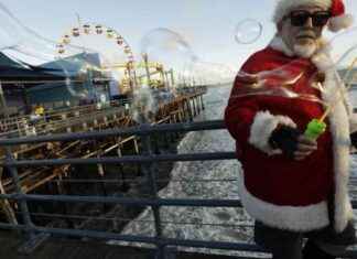 What’s Open in Los Angeles on Christmas Day: A Guide whats-open-in-los-angeles-on-christmas-day-a-guide