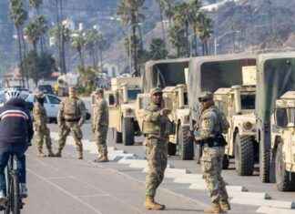 Accessing Homes in Palisades after Frantic Evacuations accessing-homes-in-palisades-after-frantic-evacuations
