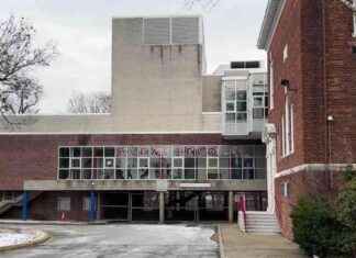 Arrested Teacher Causes NJ School District Shutdown: Police Investigation arrested-teacher-causes-nj-school-district-shutdown-police-nvestigation