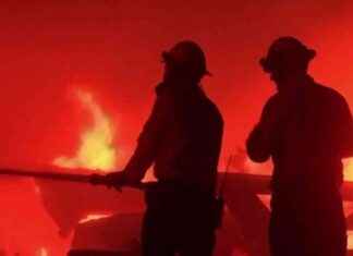 Challenges Faced by Firefighters Due to Water Shortage challenges-faced-by-firefighters-due-to-water-shortage