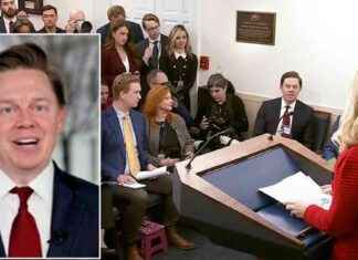 Challenges Faced by Podcast Host During White House Briefing Debut challenges-faced-by-podcast-host-during-white-house-briefing-debut