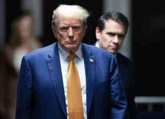 Democratic Senator Urges Party to Embrace Change After Trump Victory democratic-senator-urges-party-to-embrace-change-after-trump-victory