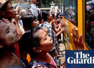 Myanmar Junta Announces Annual Amnesty, to Release 6,000 Prisoners, Including 180 Foreigners myanmar-junta-announces-annual-amnesty-to-release-6000-prisoners-ncluding-180-foreigners