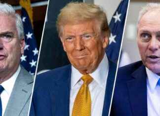 Republican Lawmakers Celebrate Trump’s New Orders in Office republican-lawmakers-celebrate-trumps-new-orders-in-office