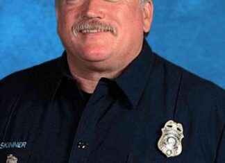 Tragic Loss: Orange County Firefighter Dies of Cardiac Arrest During Early Morning Fire tragic-loss-orange-county-firefighter-dies-of-cardiac-arrest-during-early-morning-fire