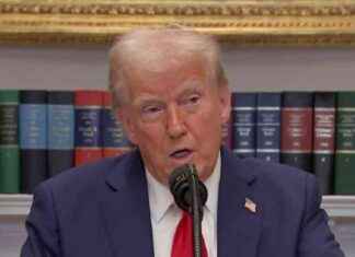 Trump defends pardons for Jan 6 rioters: Lives ruined. trump-defends-pardons-for-jan-6-rioters-lives-ruined