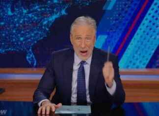 Jon Stewart Urges Democrats to Remove Top Lawmaker jon-stewart-urges-democrats-to-remove-top-lawmaker