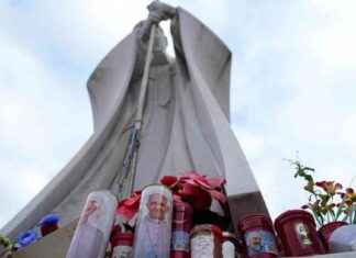 Pope Francis Critical Condition: Vatican Statement pope-francis-critical-condition-vatican-statement