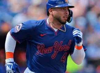 Francisco Alvarez Sidelined 6-8 Weeks with Hand Injury francisco-alvarez-sidelined-6-8-weeks-with-hand-njury