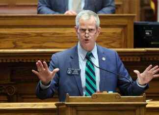 Georgia Senate Advances Bills Banning Gender-Transitioning for Minors georgia-senate-advances-bills-banning-gender-transitioning-for-minors