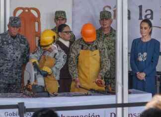 Mexico to Hold Gun Makers Accountable for Cartel Violence mexico-to-hold-gun-makers-accountable-for-cartel-violence