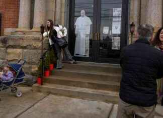 Pittsburgh’s Reaction to Pope’s Health: Concern Over Closeness pittsburghs-reaction-to-popes-health-concern-over-closeness