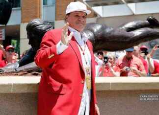 Trump Pardons Pete Rose, Criticizes MLB on Hall of Fame trump-pardons-pete-rose-criticizes-mlb-on-hall-of-fame