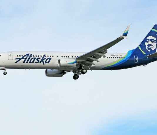 Alaska Airlines Pilot Emily Wiprud Spoke To CBS News