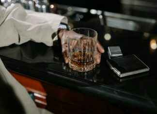 Captain Foxheart’s Bad News Bar Houston Captain Foxheart's Bad News Bar Houston