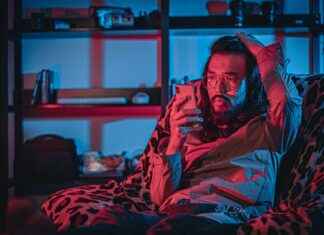 CBS Evening News Season 6 Episode 201 CBS Evening News Season 6 Episode 201