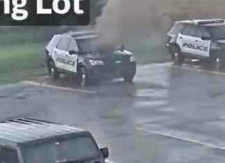 Severe Weather: Oklahoma PD Cruiser Struck by Lightning – Video severe-weather-oklahoma-pd-cruiser-struck-by-lightning-video
