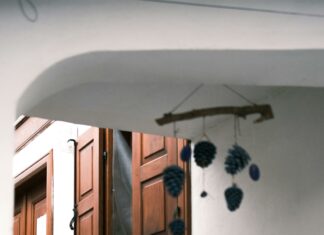 Mobile Home Exteriors: How To Transform Your Space With Style