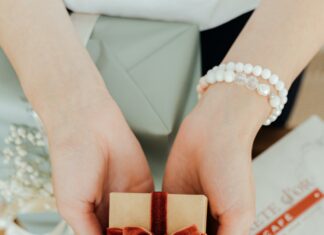 Megacaching.com Secrets Revealed: How To Master Geocaching Adventures