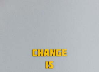 Fresky Font: Discover The Ultimate Stylish Typeface For Creatives