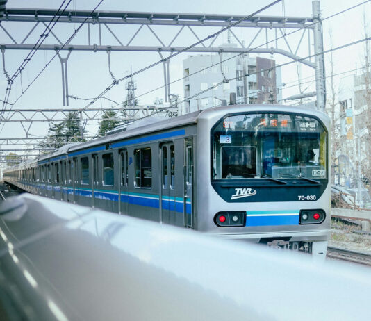 Design Considerations for Power Electronics in Transport and Infrastructure