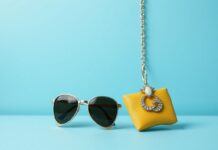 The Intersection of Fashion and Current Events: How Accessories Reflect Societal Trends The Intersection of Fashion and Current Events: How Accessories Mirror Societal Trends